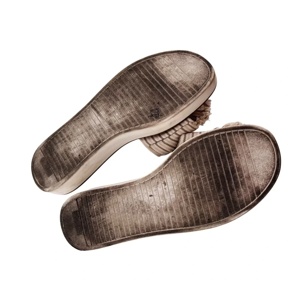 Seychelles Womens Striped Fabric Upper Slip-On‎ Sandals Made In Italy Size 7.5